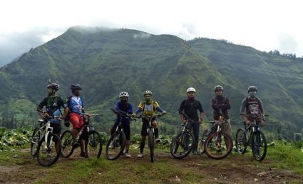 Paket Bersepeda di Gunung Bromo
